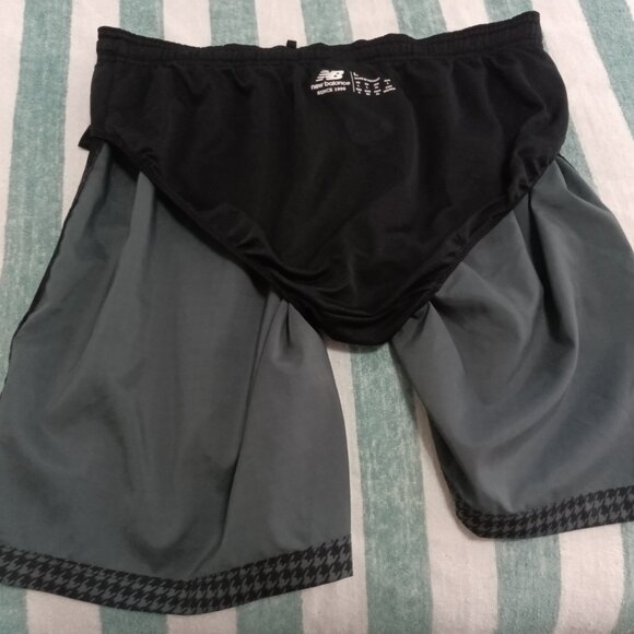 NWOT NEW BALANCE "DRY" BLACK STAR PATTERN SHORTS WITH 3 POCKETS, SIZE "L" - Picture 11 of 13